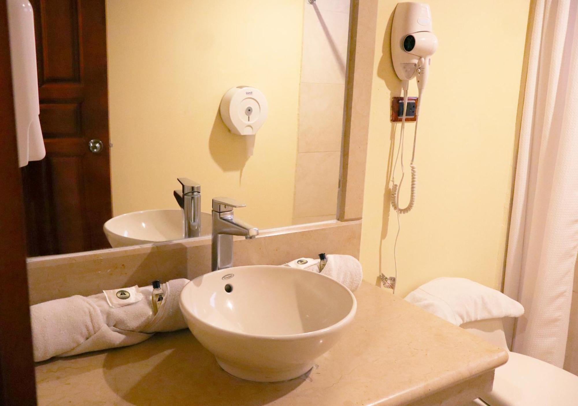 Hotel Ruinas Resort Уеуетенанго Екстериор снимка